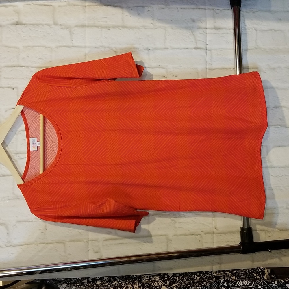 Gigi fitted top